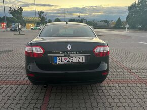 Renault Fluence 1,6 16V benzín 81kW - 2010 - 4