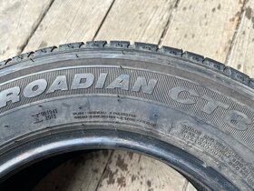 215/65R15C 104/102T Nexen Roadian CT8 - 4