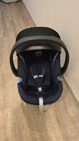 Cybex Aton 5  Navy Blue 2022 po 1 babatku - 4