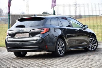 Toyota Corolla kombi TS 1.8 HYBRID E-CVT SR DPH - 4