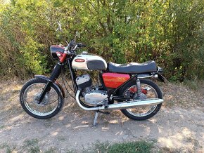 Jawa 350 - 4