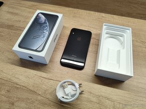 Apple iPhone SE 2020 čierny + BONUS - 4