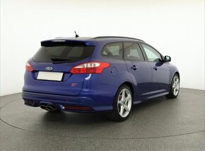 Ford Focus ST-R - 4