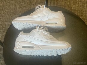 Nike AIR MAX 90 - 4