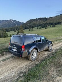 Nissan Pathfinder 2.5 128kw manuál - 4