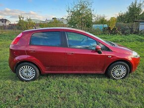 Predám šikovné autíčko Fiat Punto Grande 1,3JTD - 4