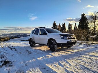 Predám Dacia Duster 1.5 DCI 4x4 185000 rok 5/2016 - 4