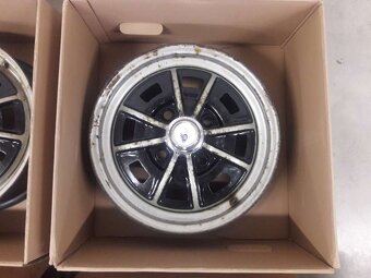 Lemmerz Sprintstar vw chrobák 4x130 4,5x15 Rat Look Styl - 4