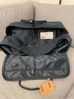 Predám batoh značky Fjällräven Kanken Weekender Army Blue - 4