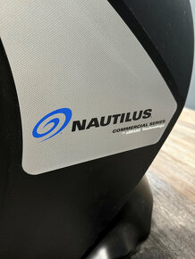 NAUTILUS profesionalny elipticky trenazer - 4