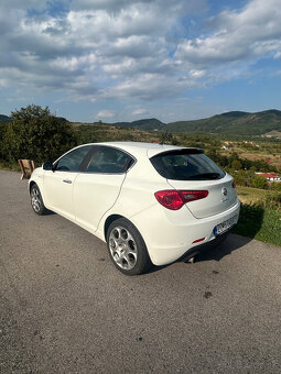 Alfa Romeo Giulietta 1.4 T-Jet 88 kW, rv. 12/2012 - 4