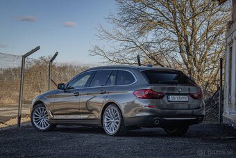 BMW Rad 5 Touring 530d xDrive A/T 2019 - 4