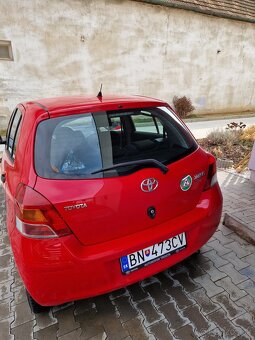 Toyota Yaris 1.0 51kw - 4