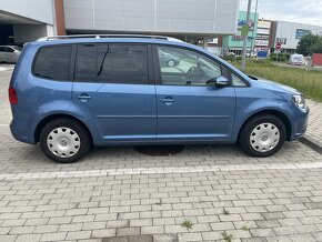 Volkswagen Touran benzin 2011 - 4