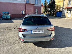 Škoda Superb Combi 1.6 TDI Ambition DSG - 4