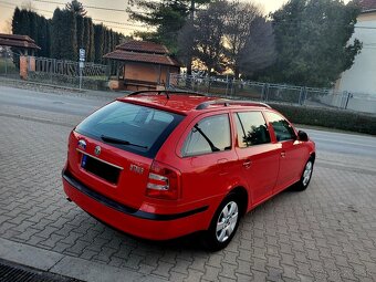 Škoda Octavia Combi Ambiente Max 1.6  R.V.2012 - 4