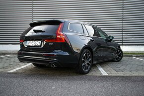 Volvo V60 D3 Momentum Pro A/T - 4