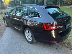 Škoda Superb combi 1.6TDI--RV:2018--138600km - 4