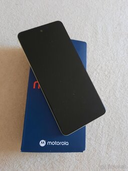 Motorola E14 - 4