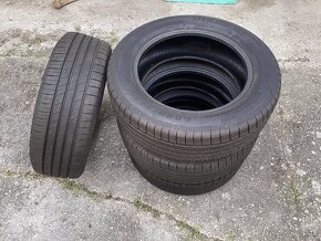 Nové letné pneu Goodyear 215/60 R17 - 4