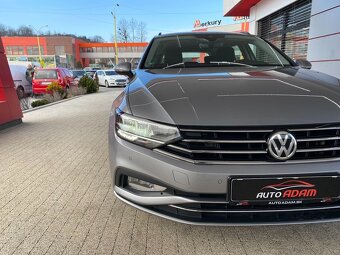 Volkswagen Passat Variant 2.0 TDi 140kW Bussines - 4