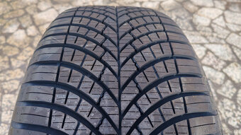 Celoročné pneu 225/55 R17 --- GOOD YEAR - 4