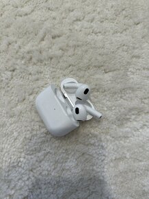 Airpods 3. generácie - 4