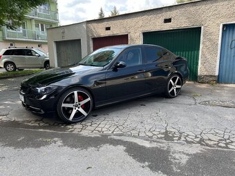 BMW e90 335i ix - 4