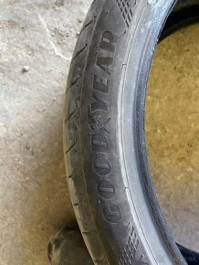 225/40 R19 255/35 R19 - 4