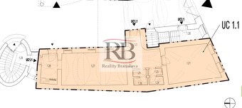 Priestor na prízemí, s vlastným vstupom 79,2m2 v centre na P - 4