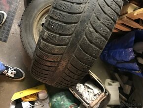 Zimne pneumatiky 195/60 R15 na plechovych diskoch - 4