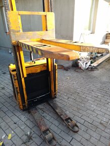 Vysokozdvižný elektrický paletový vozík Jungheinrich 4,4m - 4