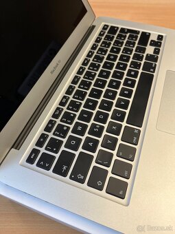 MacBook Air - 4