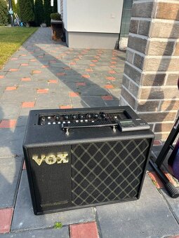 Predám elektrickú gitaru Ibanez + kombo Vox - 4