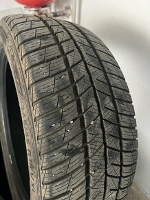 Zimne pneu 245/45 R18 - 4