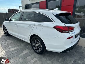 Hyundai i30 CW 1.6 CRDi Family, v Záruke, Pôvodný lak, SR - 4