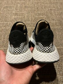 Tenisky Adidas Deerupt, velikost 42 2/3 bieločierne - 4