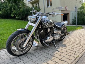 Yamaha Dragstar 1100 Custom ( stavba ) - 4