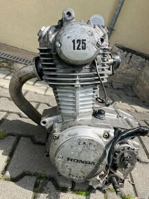 Motor Honda XL 125 - 4