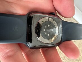 Apple Watch series 8 45mm - 4