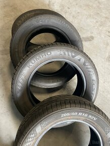 Kumho 205/60 R16 letné - 4