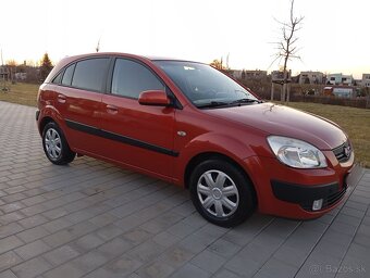 Kia Rio Sporty 1.4 benzín 16v 71kw rok 2008 - 4