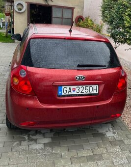 Kia Ceed 1.4 Benzin - 4