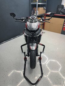 Triumph Street Triple RS - 4