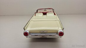 1:18 FORD THUNDERBIRD 1963 - 4