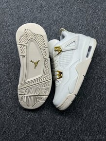 Nike Air Jordan 4 Retro "Metallic Gold" - 4