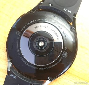 pekné zachovalé Samsung Galaxy Watch 4 44mm - 4