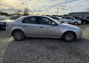 Alfa Romeo 159 1,9 JTD 8V MEDIUM nafta manuál 85 kw - 4