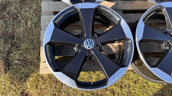 ☑️Disky Gti 5x112 r19 - 4