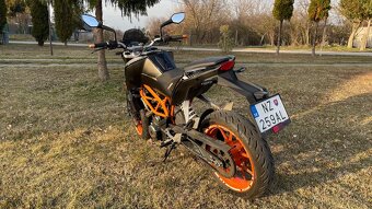 KTM Duke 390 - 4